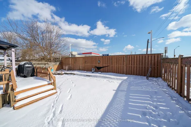 Additional image 23 of 1793 Main St