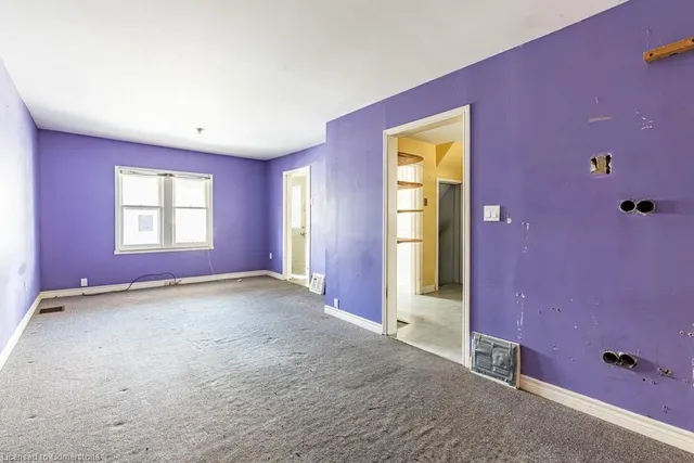 Additional image 11 of 52 Stapleton Ave