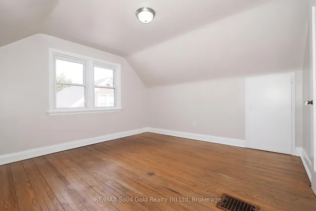 Additional image 21 of 146 Lancaster St