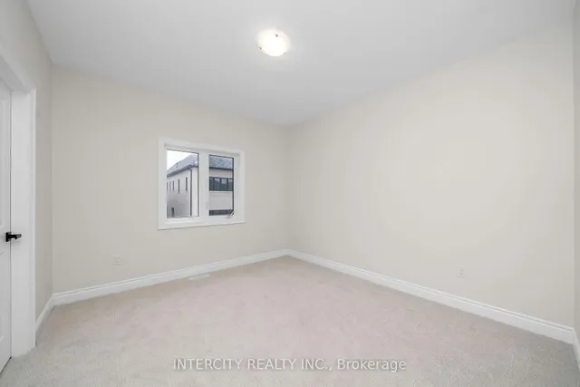 Additional image 29 of 58 Claremont Dr