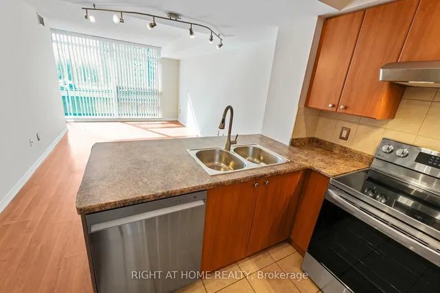 Additional image 4 of 18 Valley Woods Rd Unit 309