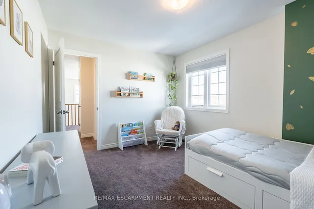 Additional image 32 of 14 MCCURDY Ave