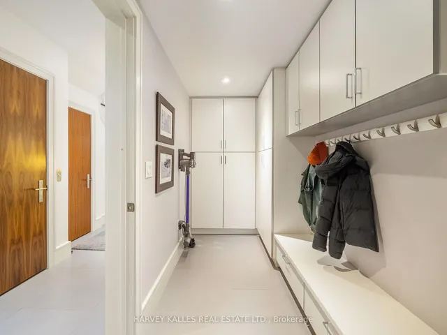 Additional image 47 of 2506 Bayview Ave