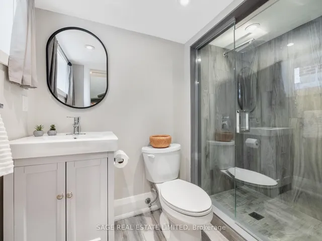 Additional image 28 of 20 Petman Ave