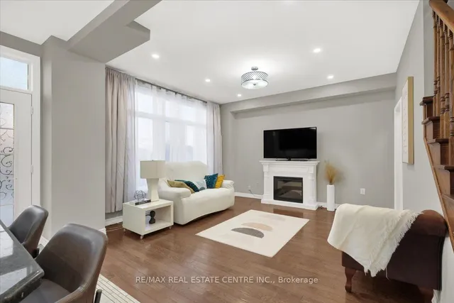 Additional image 11 of 94 IRWIN Ave