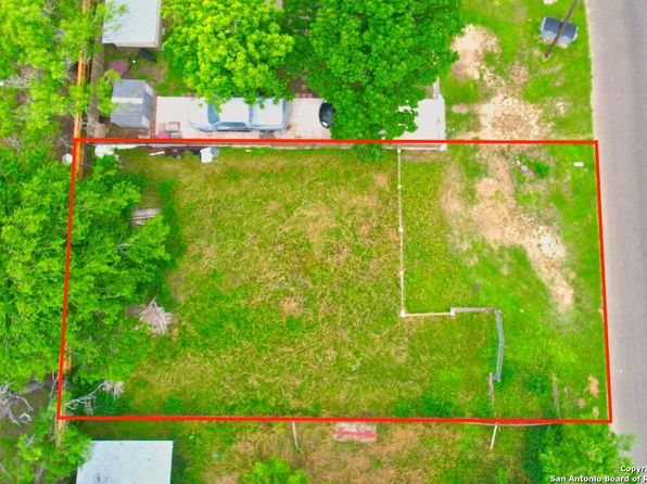 Primary image of 15608 MARTINEZ ST LOT 12&13, San Antonio, TX 78221