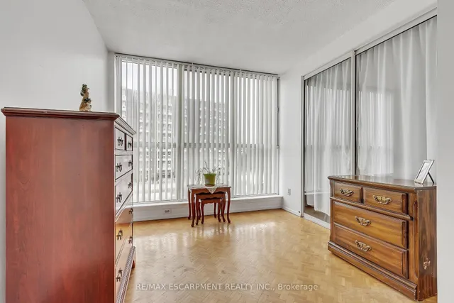 Additional image 22 of 24 Southport St Unit 756