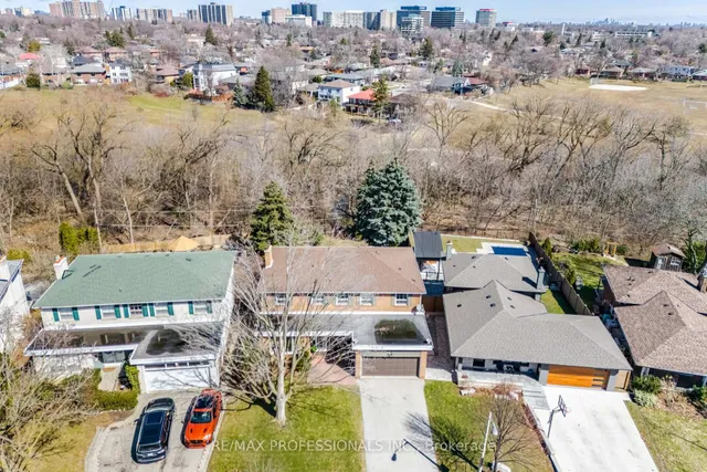 Additional image 2 of 37 Thicket Rd