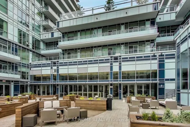 Additional image 33 of 98 Lillian St Unit 622