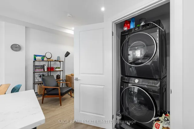 Additional image 26 of 225 Carlton St