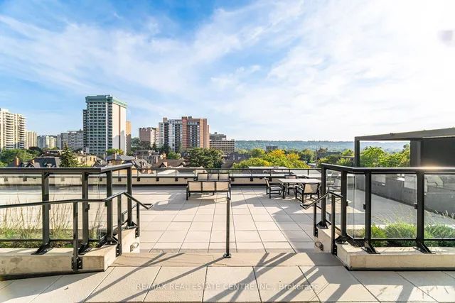 Additional image 32 of 15 Queen St Unit 710