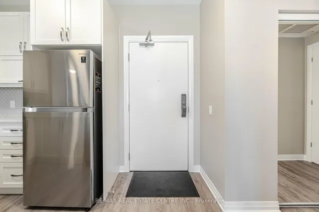 Additional image 9 of 95 Dundas St Unit 203