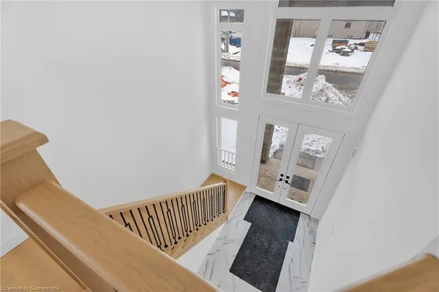 Additional image 25 of 22 Roselawn Ave