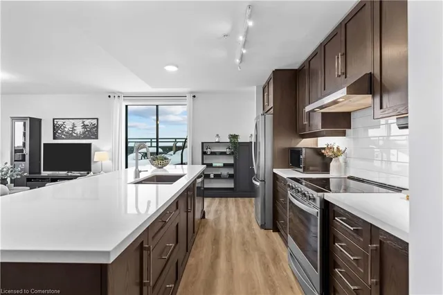 Additional image 13 of 30 Hamilton Street South Unit 703