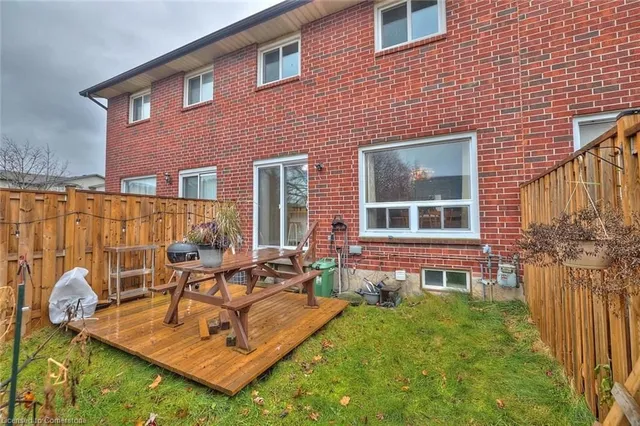 Additional image 33 of 23 Dynasty Ave Unit 4