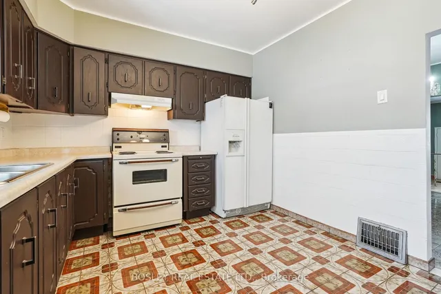 Additional image 18 of 212 Sherman Ave