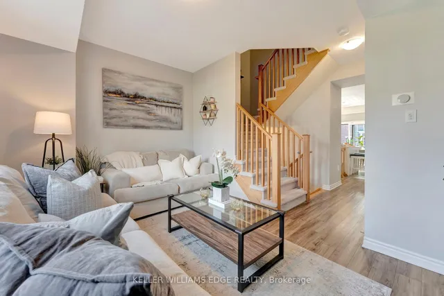 Additional image 8 of 383 Dundas St Unit 3