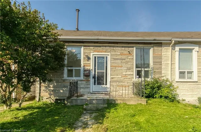 103 Emerald St
