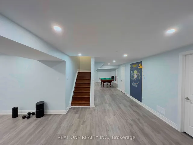 Additional image 32 of 2046 Pineview Dr