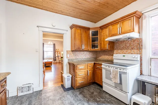 Additional image 28 of 71 Clyde St