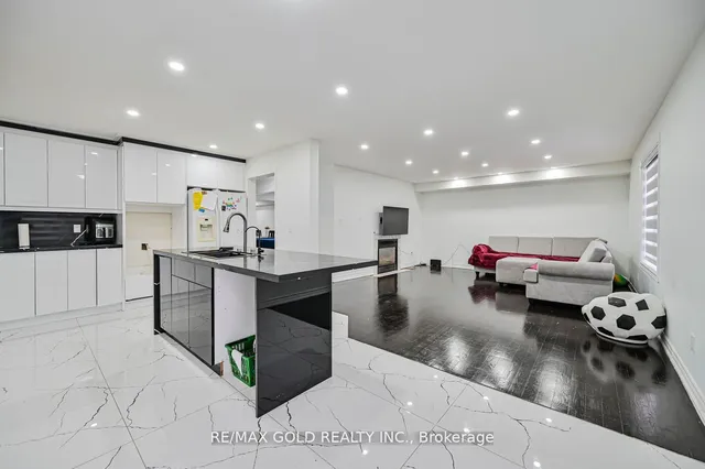 Additional image 13 of 247 Cresthaven Rd