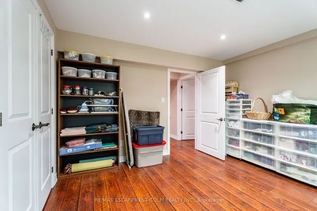 Additional image 30 of 35 Chiara Dr