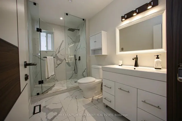 Additional image 28 of 66 Moore Park Ave