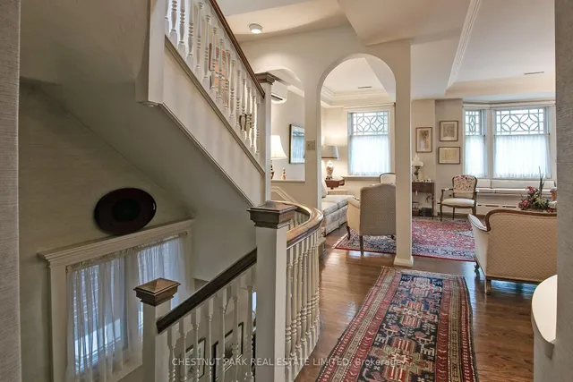 Additional image 20 of 40 Elgin Ave