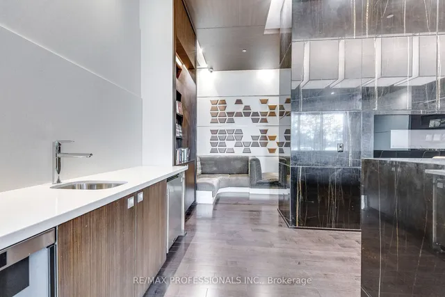 Additional image 14 of 215 Sherway Gardens Rd Unit 2001