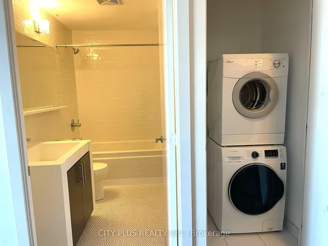 Additional image 8 of 156 Portland St Unit 611