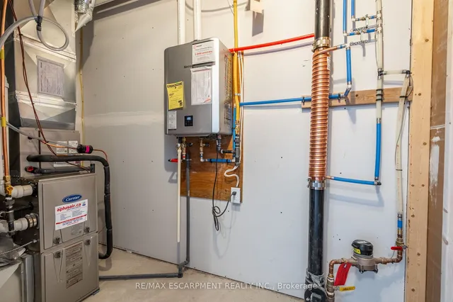 Additional image 11 of 16 CLEAR VALLEY Lane