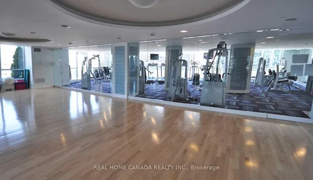 Additional image 15 of 18 Yonge St Unit 814