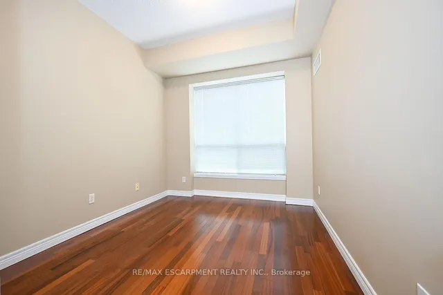 Additional image 24 of 2000 Creekside Dr Unit 501