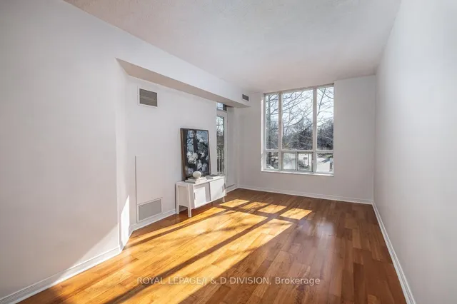 Additional image 4 of 485 Rosewell Ave Unit 207