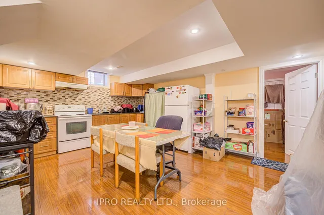 Additional image 40 of 7 Bonavista Dr