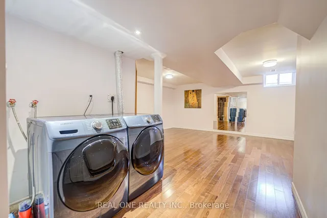 Additional image 28 of 963 KING Rd Unit 25