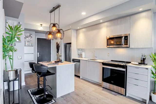 Additional image 7 of 55 Duke St Unit 1307