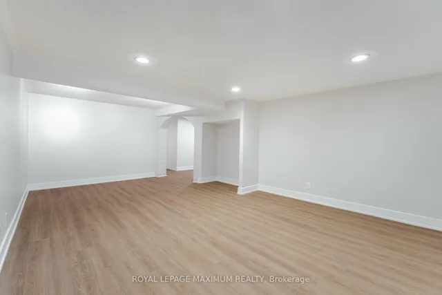 Additional image 28 of 8 Giles Crt