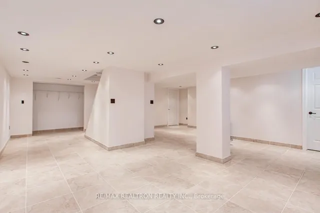 Additional image 20 of 7 Risebrough Ave