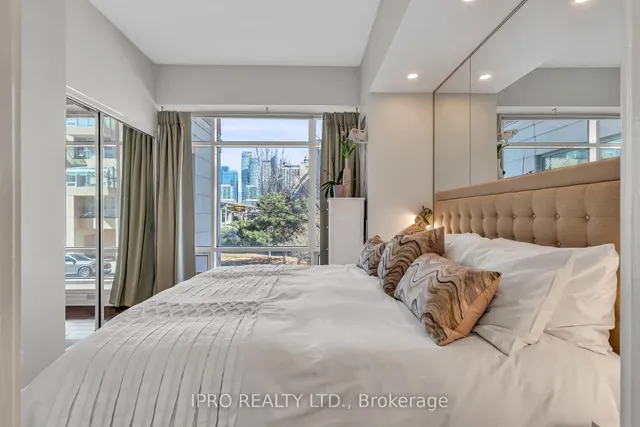 Additional image 22 of 500 Queens Quay Unit 210E