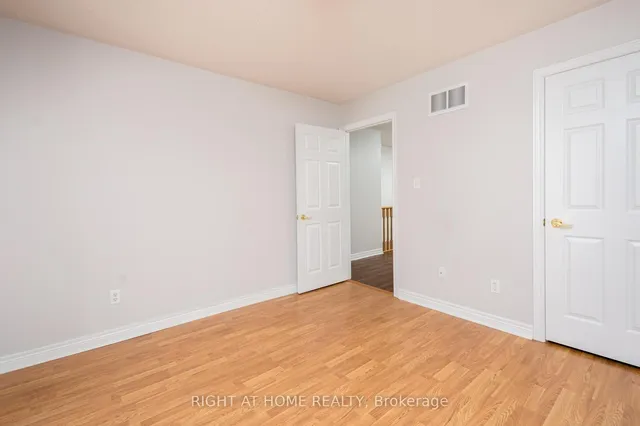 Additional image 5 of 18 Orchard Park Gate