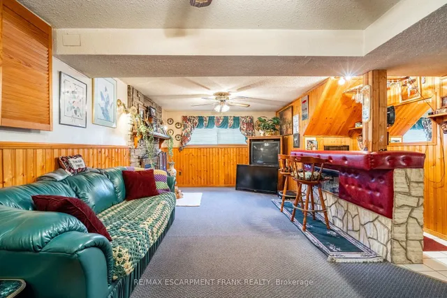 Additional image 24 of 75 Hanover Pl