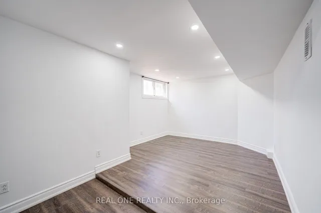 Additional image 29 of 1 Barwell Cres