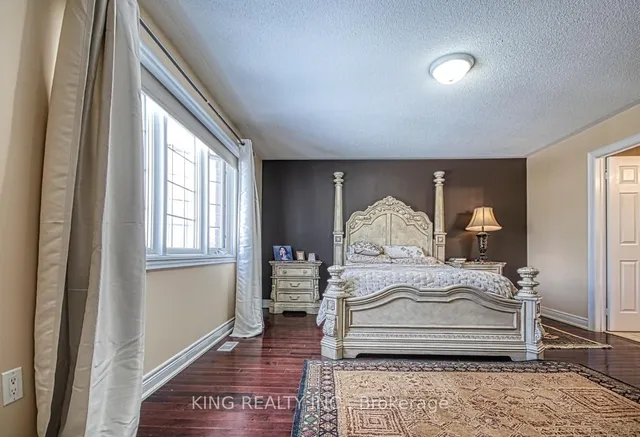 Additional image 18 of 3 Xavier Crt