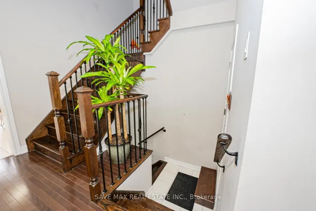 Additional image 31 of 32 Yellow Sorrel Rd