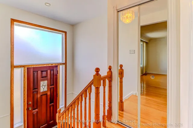 Additional image 5 of 303 Pellatt Ave