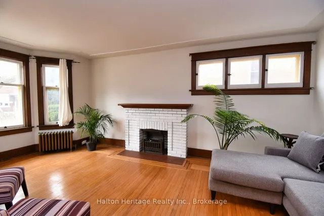 Additional image 11 of 129 Eastbourne Ave