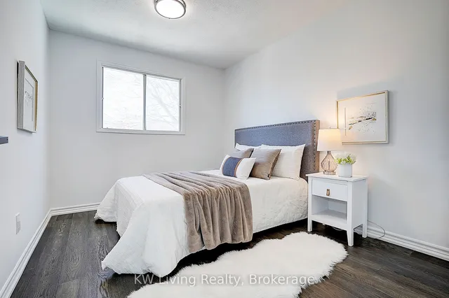 Additional image 30 of 4 Oak Knolls Cres