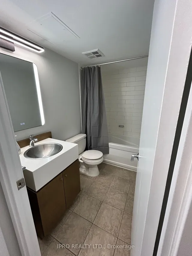 Additional image 22 of 10 Navy Wharf Crt Unit 612