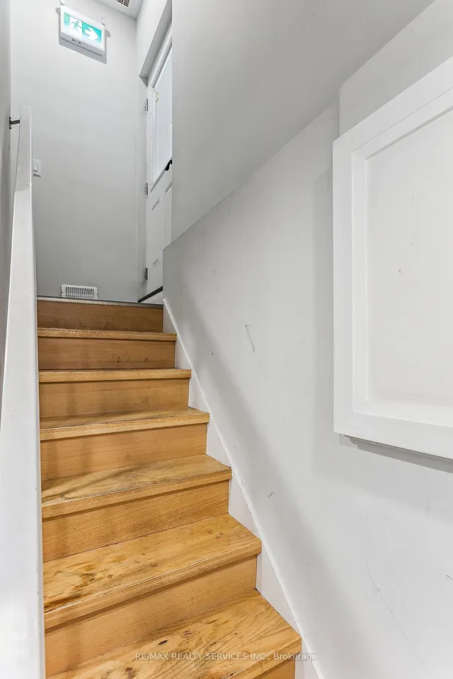 Additional image 27 of 22 Newbridge Cres
